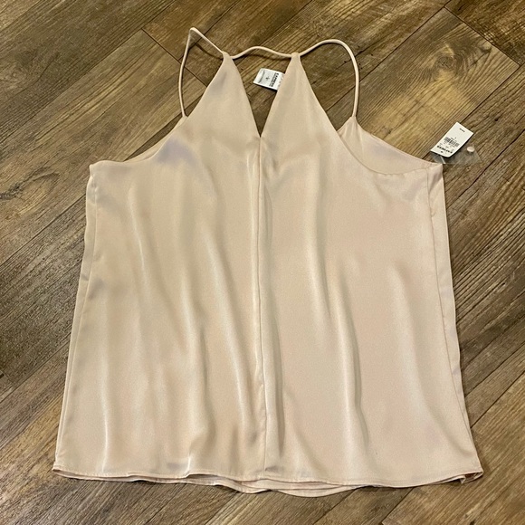 SOLD 💕NWT Express Button Front Light Pink Satin Barcelona Cami - Picture 11 of 14
